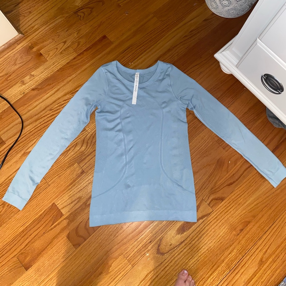 blue lululemon shirt
